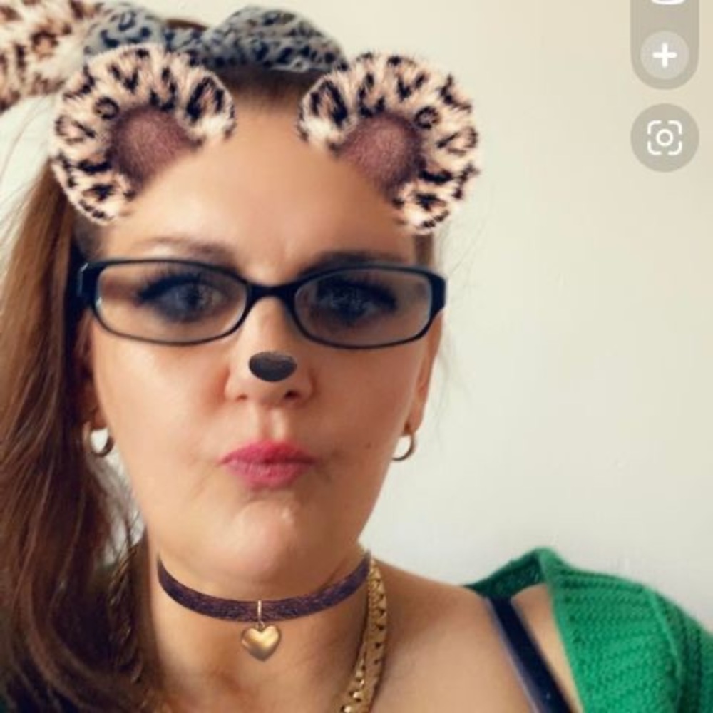 Meet your Posher, Louise